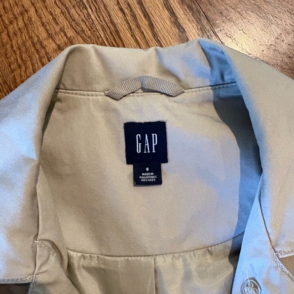 GAP Women's Classic Tan Trench Coat - Picture 3 of 6